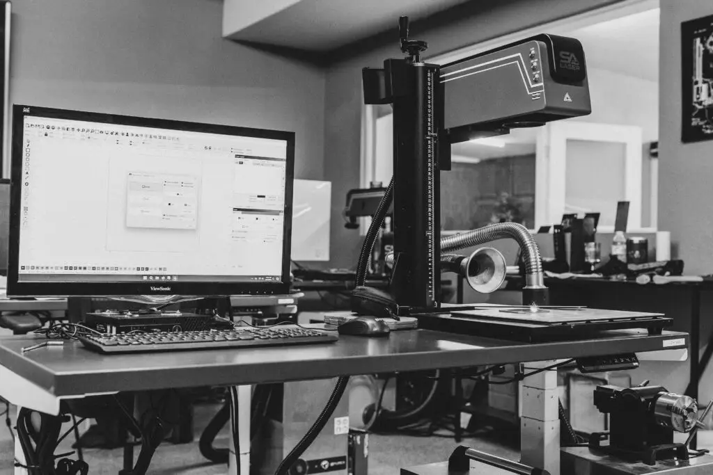 Edge Series laser in SA Laser in person training room for laser engraving business