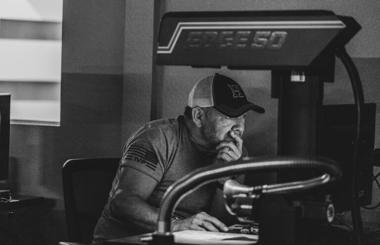 SA Laser Spark Laser Training Student